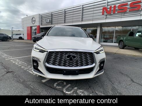 Used 2023 INFINITI QX55 Essential AWD/4WD image 9