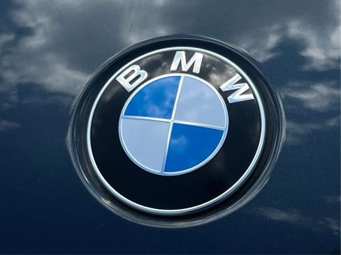 Used 2019 BMW 750i xDrive w/ Executive Package AWD/4WD image 36