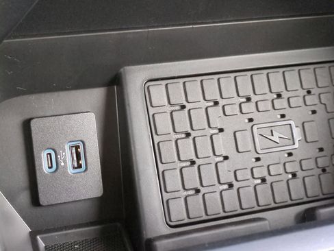 New 2024 Ford F150 XLT w/ Equipment Group 303A High image 30