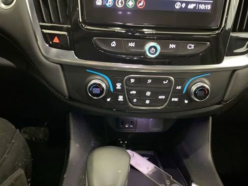 Used 2023 Chevrolet Traverse LT w/ LPO, Floor Liner Package image 43