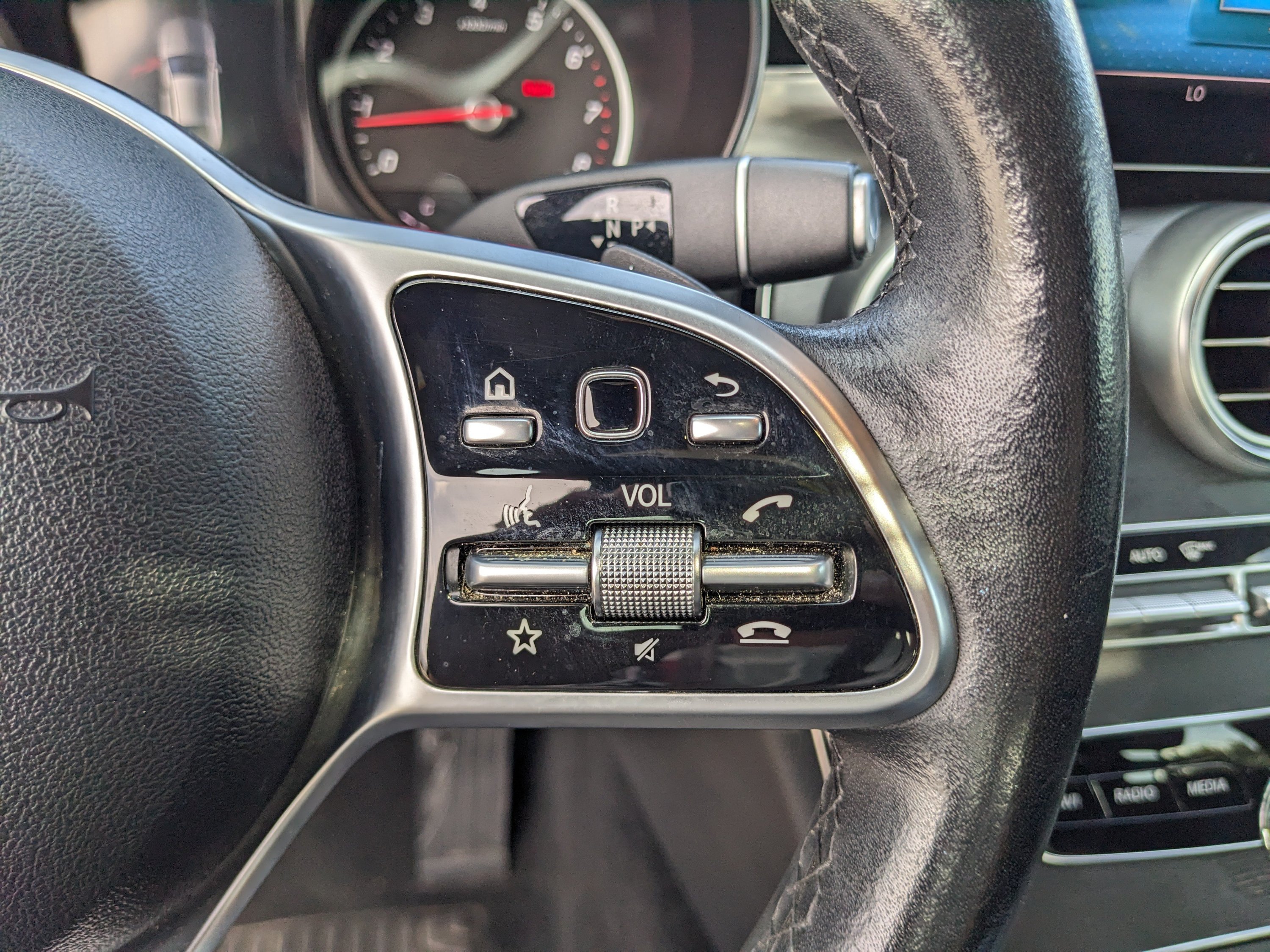 Used 2019 Mercedes-Benz C 300 Sedan image 34