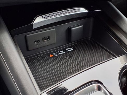 New 2026 Buick Envision Sport Touring image 11