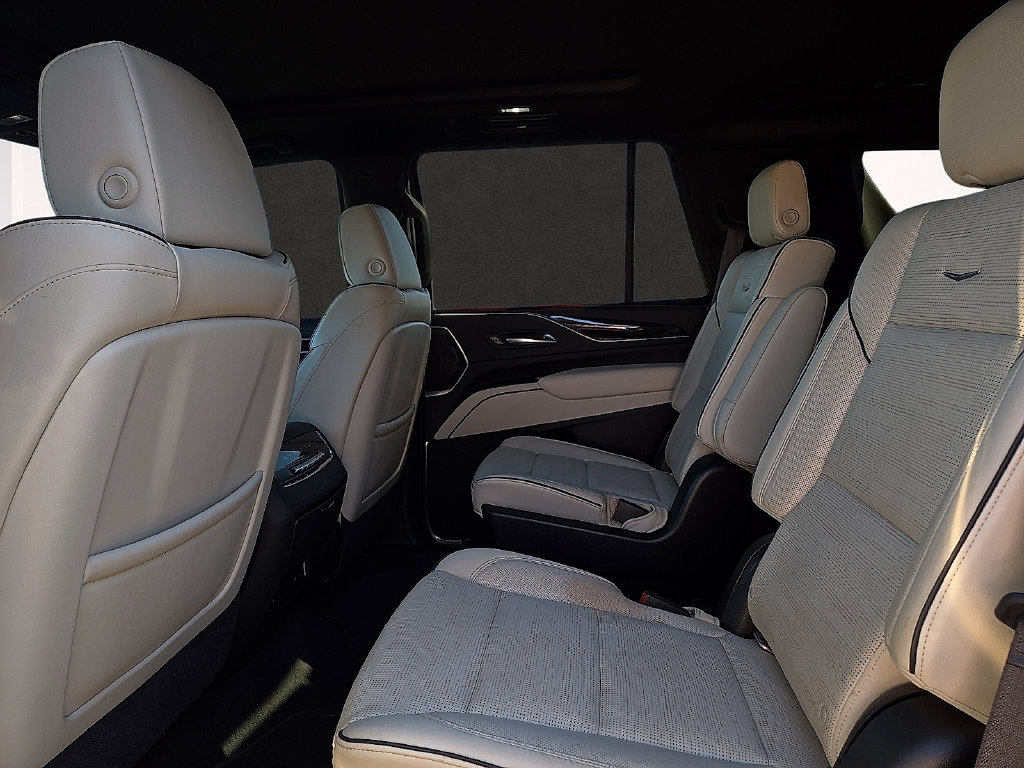 Used 2021 Cadillac Escalade Sport AWD/4WD image 10