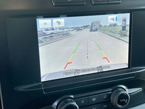 Used 2022 Ford F150 XLT image 13