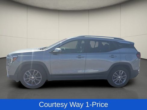 Used 2023 GMC Terrain SLT FWD image 5