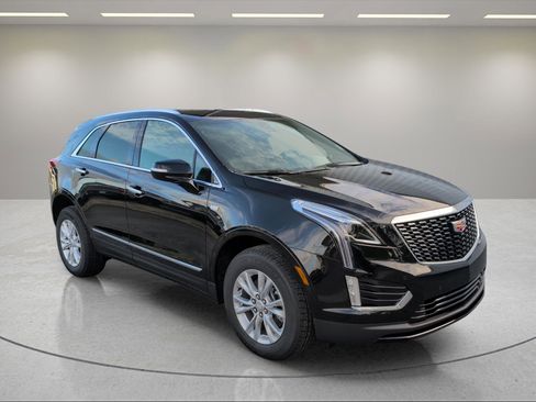 New 2025 Cadillac XT5 Luxury image 29