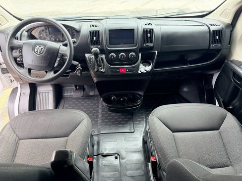 Used 2018 RAM ProMaster 1500 w/ Interior Convenience Group image 10