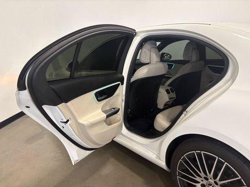 Used 2024 Mercedes-Benz C 300 4MATIC Sedan image 29