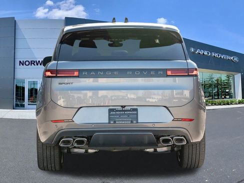 New 2025 Land Rover Range Rover Sport Dynamic SE image 5