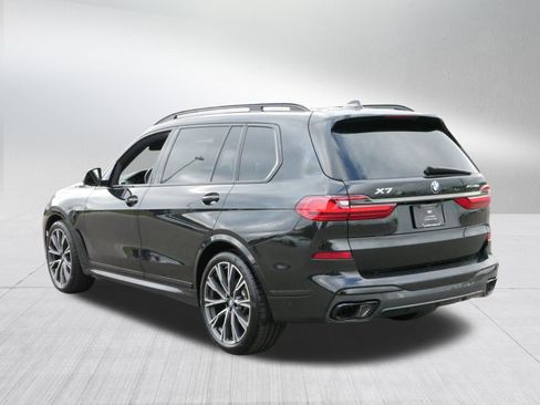 Used 2022 BMW X7 xDrive40i w/ M Sport Package image 5