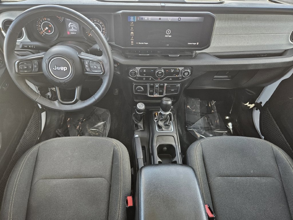 Used 2025 Jeep Gladiator Sport AWD/4WD image 25