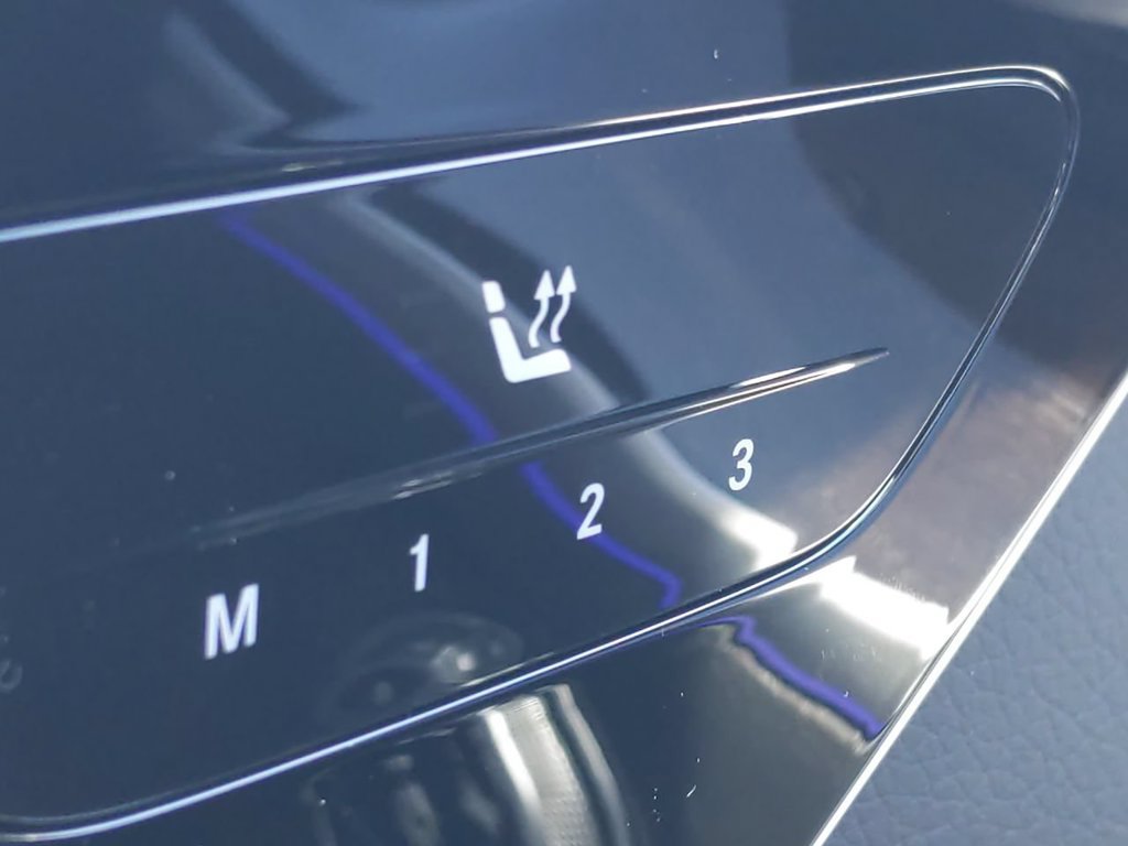 Used 2022 Mercedes-Benz C 300 Sedan image 19