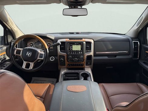 Used 2018 RAM 3500 Laramie Longhorn w/ Max Tow Package image 12