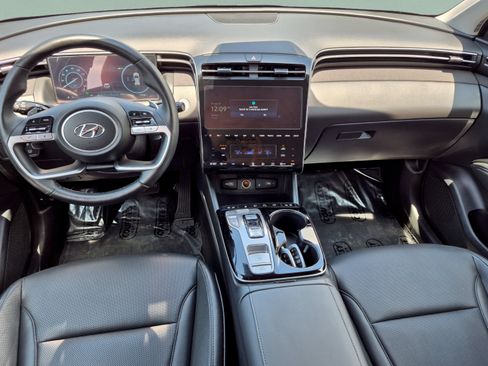 Certified 2023 Hyundai Tucson Limited AWD/4WD image 13