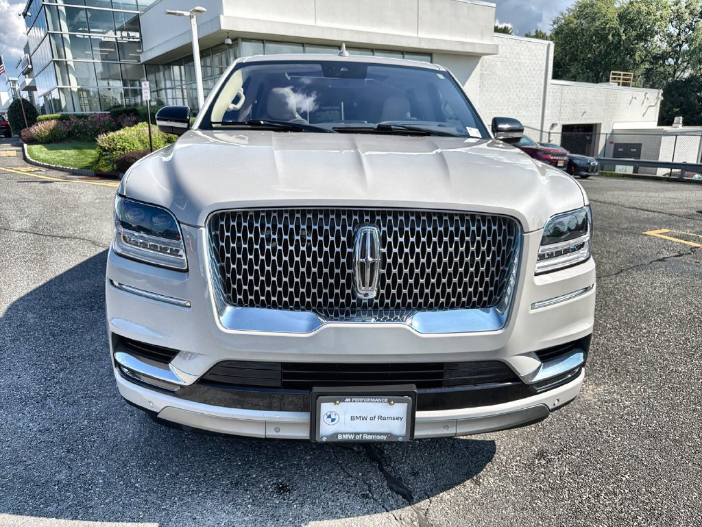 Used 2019 Lincoln Navigator Reserve AWD/4WD image 14