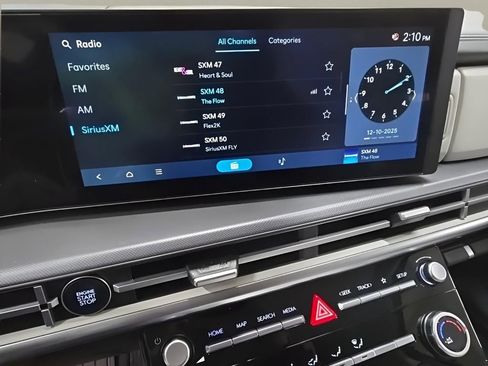 New 2026 Hyundai Santa Fe SE FWD image 24