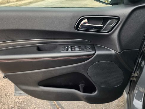 Used 2025 Dodge Durango R/T w/ Blacktop Package AWD/4WD image 18