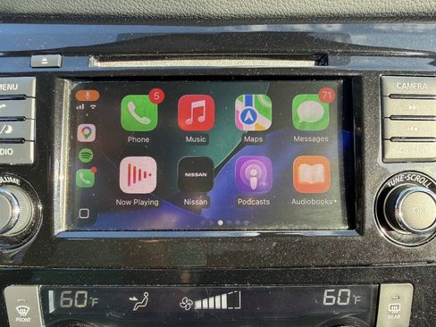 Used 2019 Nissan Rogue SV AWD/4WD image 19