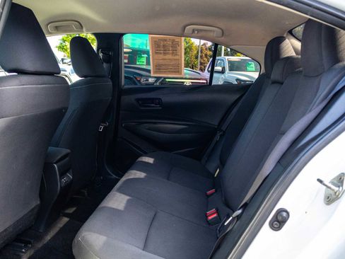 Used 2025 Toyota Corolla LE image 15