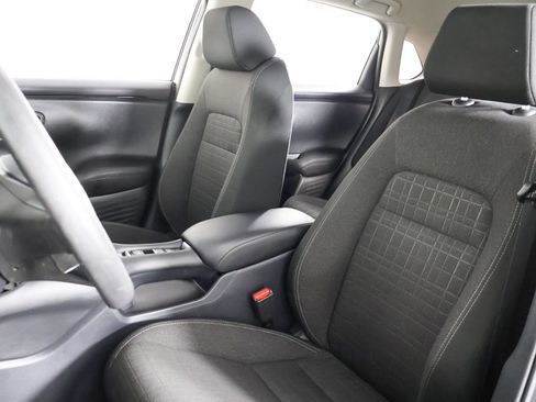 Used 2025 Honda HR-V LX image 25