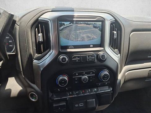 Used 2022 Chevrolet Silverado 1500 LT AWD/4WD image 13