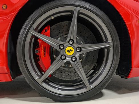 Used 2013 Ferrari 458 Spider RWD image 24