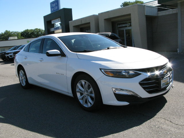 Used 2024 Chevrolet Malibu LT FWD image 2