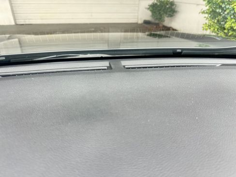 Used 2025 Toyota RAV4 XLE image 18