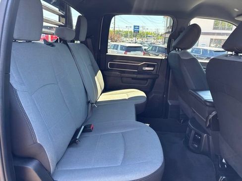 Used 2024 RAM 3500 SLT w/ Quick Order Package 2YG SLT AWD/4WD image 34