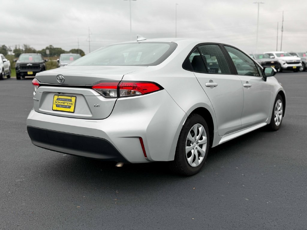 Used 2024 Toyota Corolla LE FWD image 7