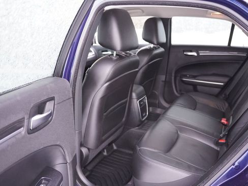 Certified 2017 Chrysler 300 Limited image 16