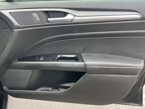 Used 2014 Ford Fusion Titanium AWD/4WD image 27