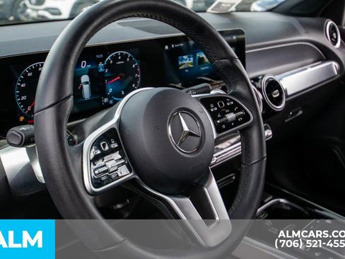 Used 2022 Mercedes-Benz GLB 250 w/ Premium Package Lite image 16