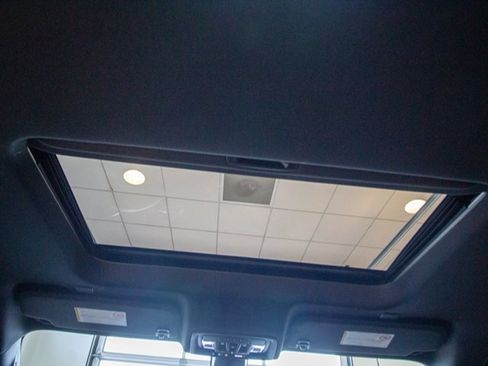 Used 2023 GMC Sierra 3500 AT4 w/ AT4 Premium Plus Package image 13