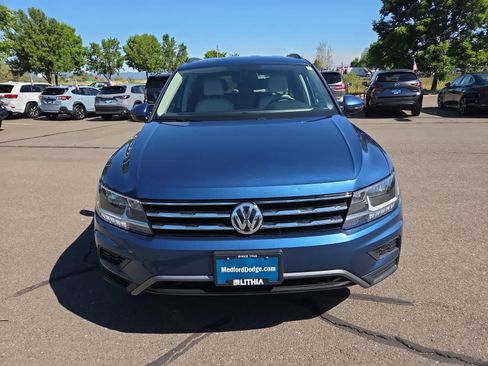Used 2018 Volkswagen Tiguan SE AWD/4WD image 14