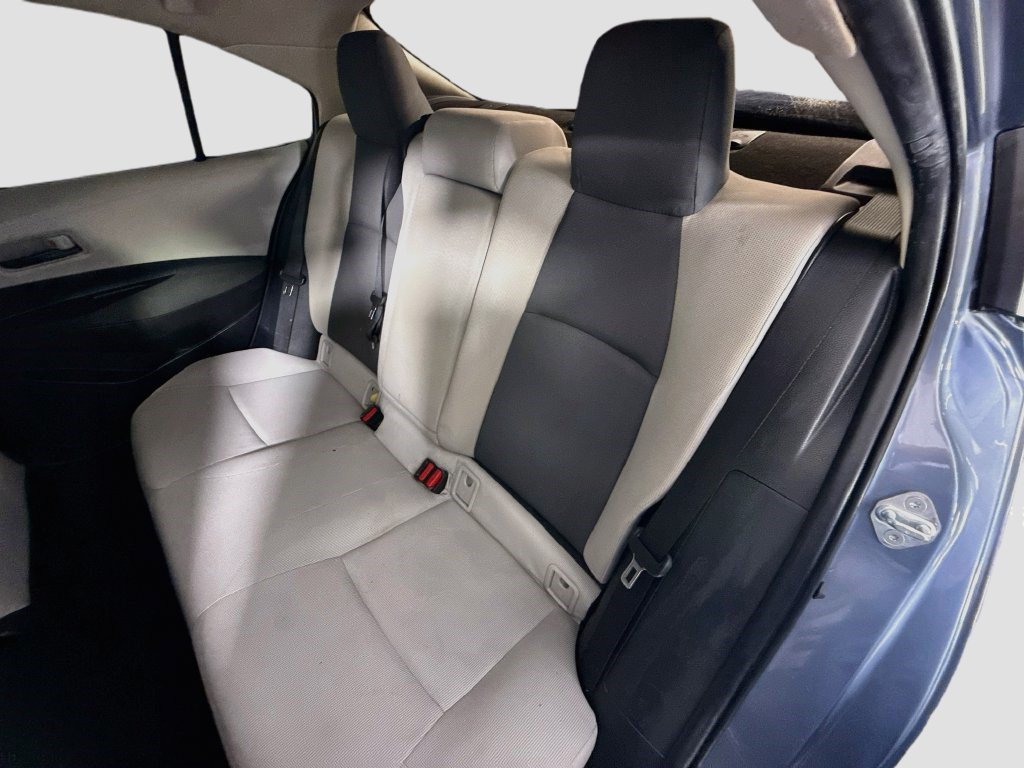 Used 2022 Toyota Corolla LE FWD image 23