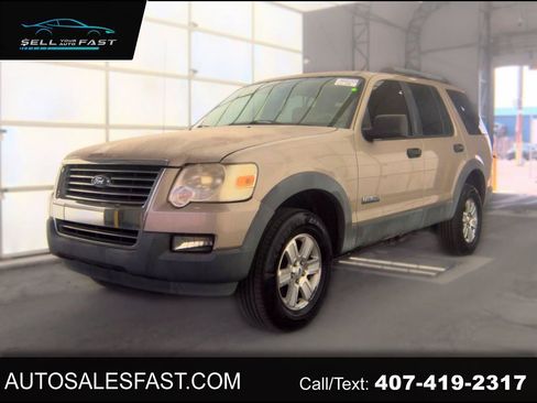 Used 2006 Ford Explorer XLT RWD image 1