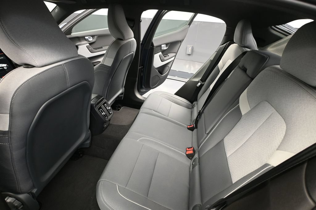 Used 2024 Polestar Polestar 2 AWD/4WD image 30