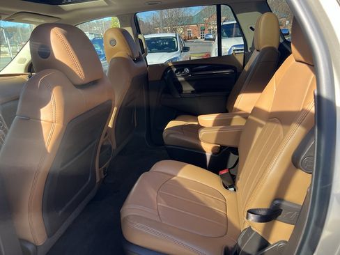 Used 2017 Buick Enclave Premium w/ Experience Buick Package image 4