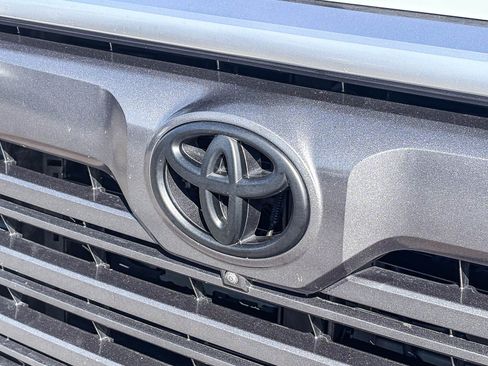 Used 2024 Toyota Tundra Limited AWD/4WD image 10