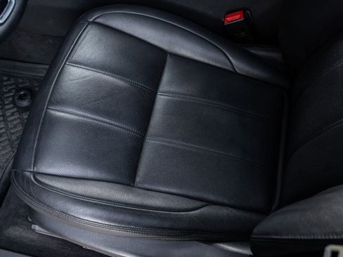 Used 2023 Land Rover Range Rover Evoque R-Dynamic S image 21