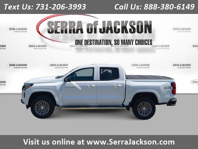 Used 2026 Chevrolet Colorado LT w/ LT Convenience Package AWD/4WD image 1