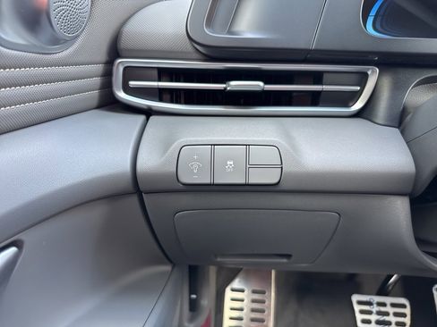 New 2025 Hyundai Elantra Sport image 27