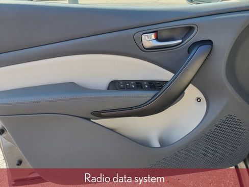 Used 2013 Dodge Dart Limited w/ Technology Group FWD image 11