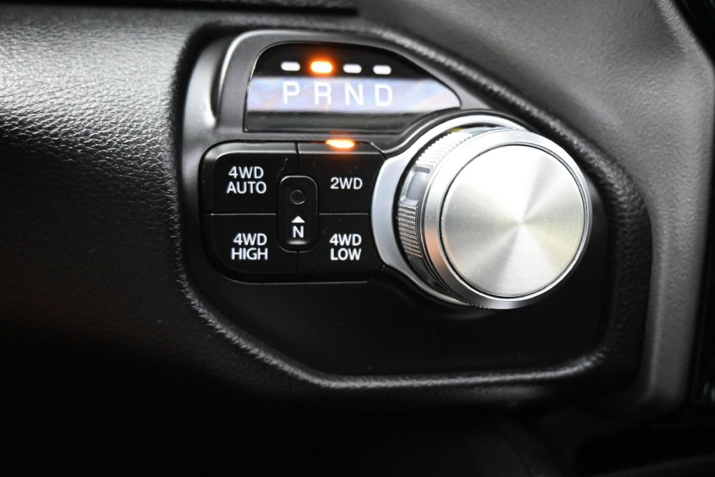 Used 2022 RAM 1500 Laramie AWD/4WD image 17