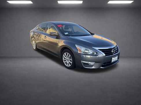 Used 2015 Nissan Altima 2.5 S w/ Power Driver Seat Package FWD image 8