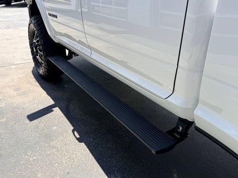 Used 2021 RAM 3500 Laramie AWD/4WD image 17