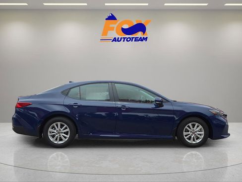 New 2026 Toyota Camry LE image 5