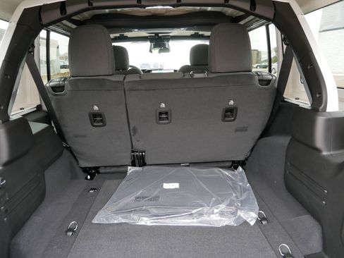 New 2026 Jeep Wrangler Unlimited Sport AWD/4WD image 11
