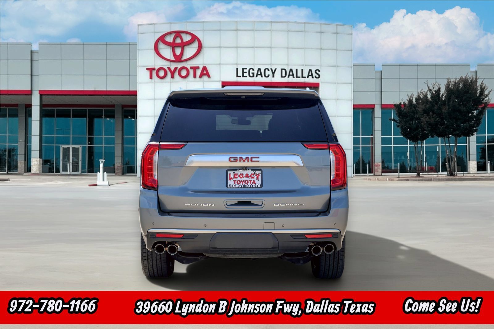 Used 2022 GMC Yukon Denali w/ Max Trailering Package AWD/4WD image 9